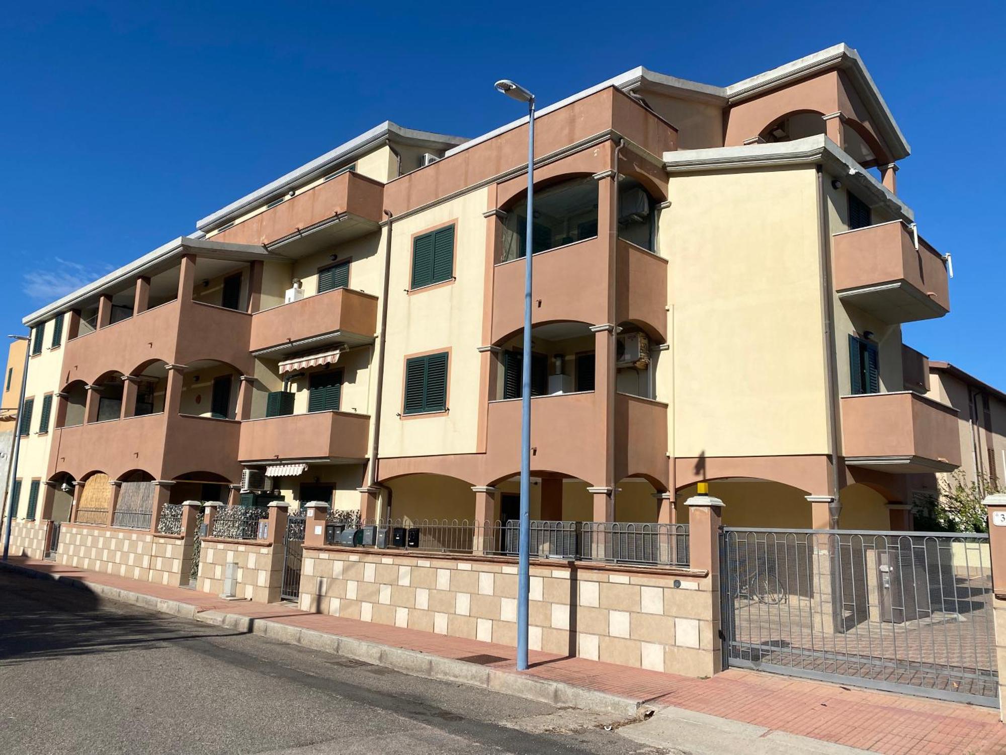 Da Gin Apartment Bosa Marina Exterior photo